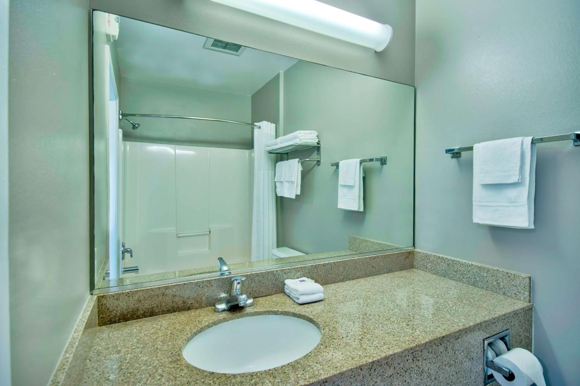 6-bakersfield, Ca 2*