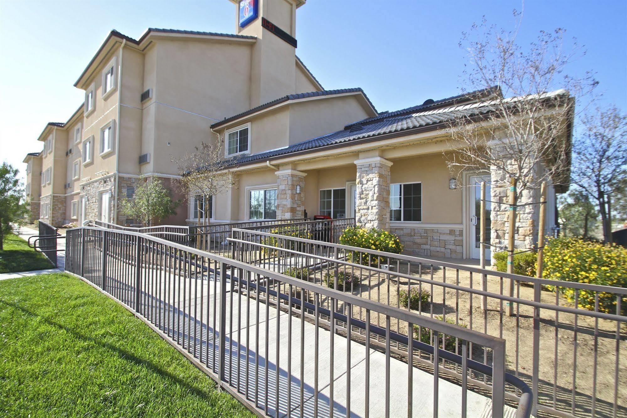 6-bakersfield, Ca Hotel Bakersfield
